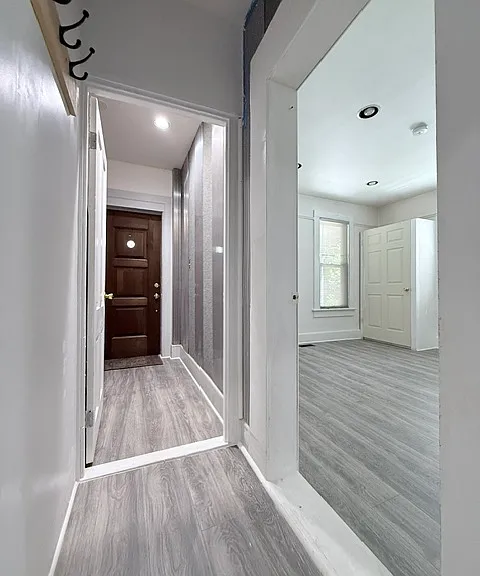 521 Sarah St — Photo 25