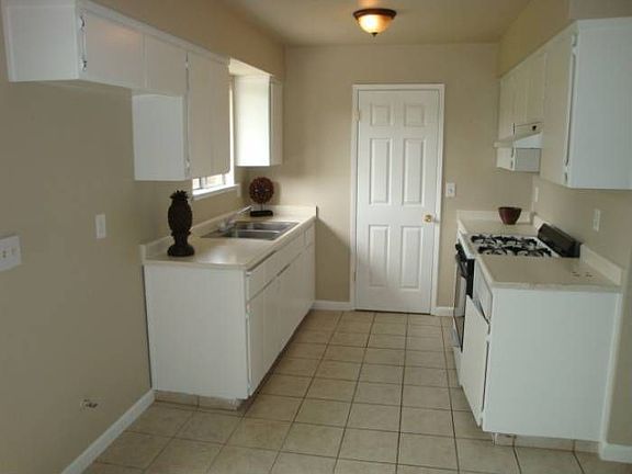 5th image of 12092 Washburn Ave