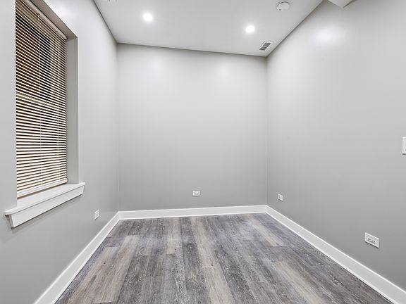 3rd image of 1821 S Canalport Ave #203