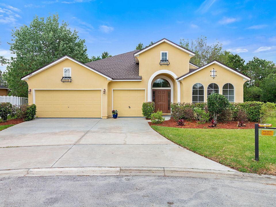 1st image of 524 Menorca Pl