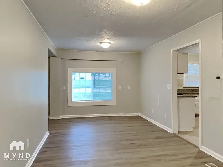 102 Harrison Rd — Photo 8