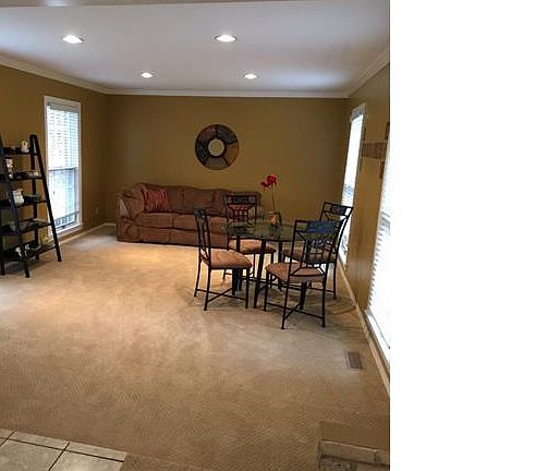 5th image of 236 Heather Crest Dr
