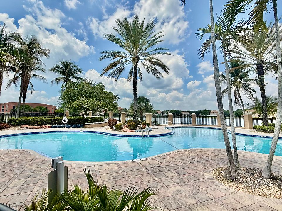 1st image of 4402 SW 160th Avenue #914