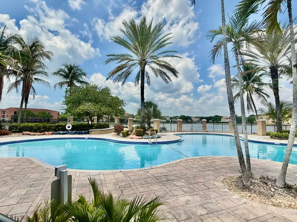 4402 SW 160th Avenue #914, Miramar, FL 33027