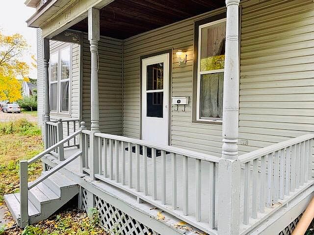 1st image of 624 Norwood St