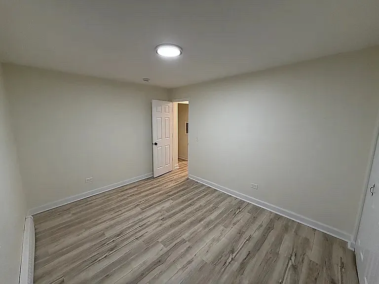 521 Wimbleton Dr #2A — Photo 3