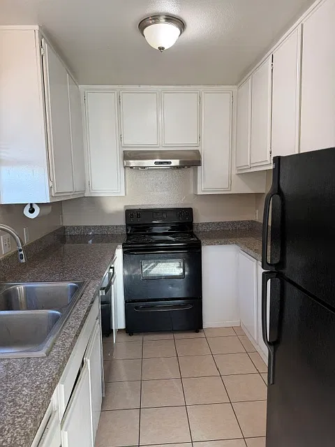 2 bed, 900 sqft, $1,999 — Photo 4