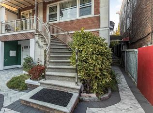 1405 E 233rd St, Bronx, NY 10466