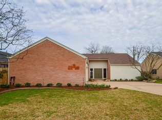 12510 Rocky Knoll Dr, Houston, TX 77077