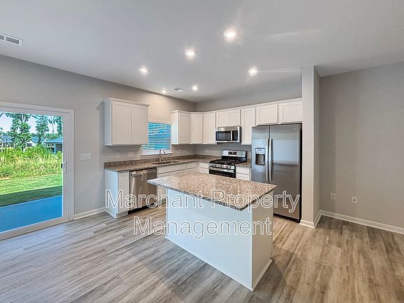 5th image of 154 Randwick Ln