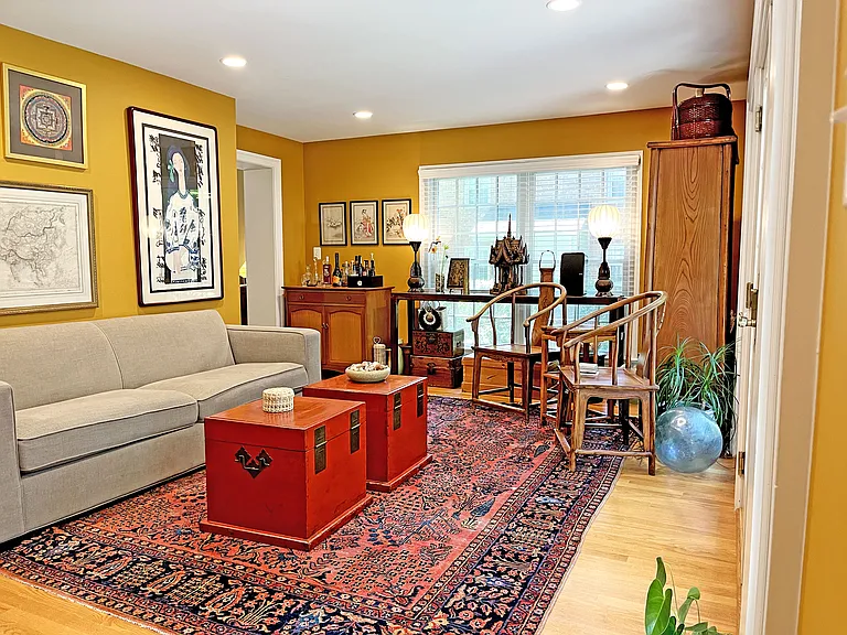 203 Poplar Dr — Photo 5