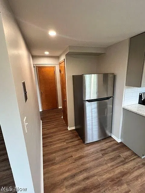 1 bed, 1.0 bath, 725 sqft, $1,050 — Photo 3