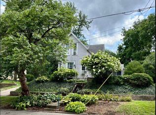505 E Boston Ave, Monmouth, IL