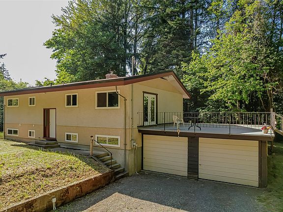 2nd image of 3246 Gibbins Rd