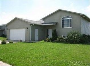 507 S Tessa Ave, Hartford, SD 57033