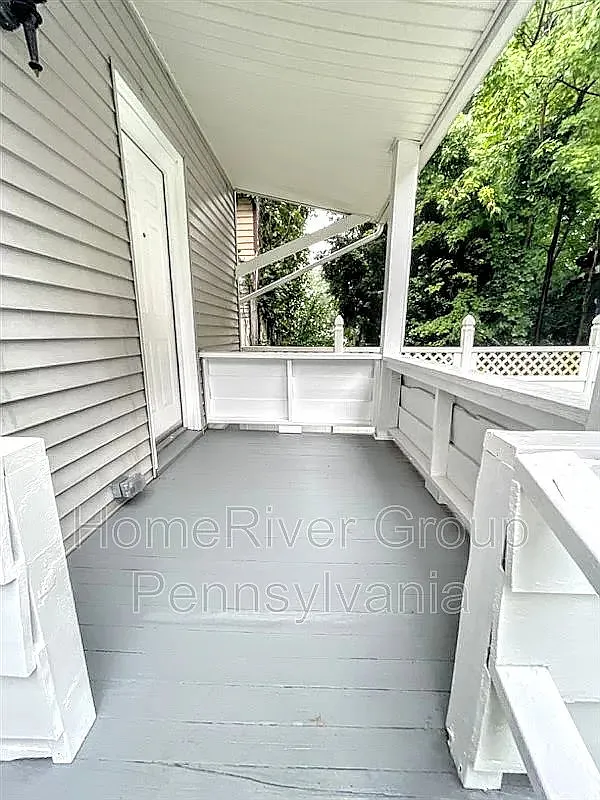 2 bed, 1.0 bath, 1041 sqft, $1,375 — Photo 3