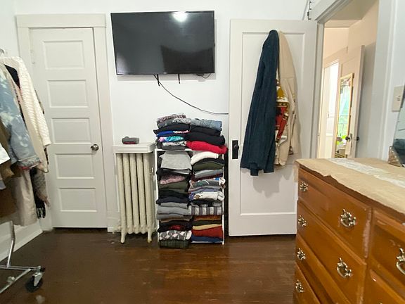 5th image of 820 Elmwood Ave APT 4A