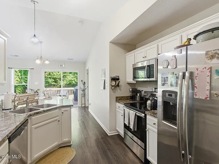 211 N Windy Ridge Rd — Photo 15