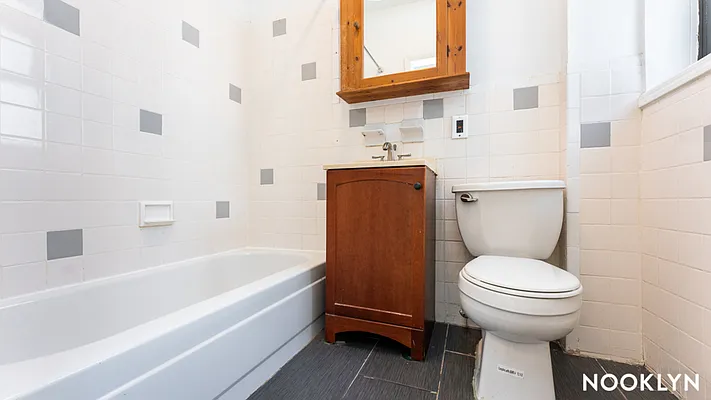 Rented by Nooklyn NYC LLC | media 10