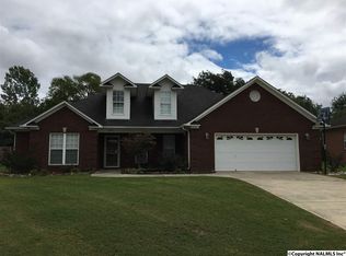 203 Deer Field Ct, Huntsville, AL 35806