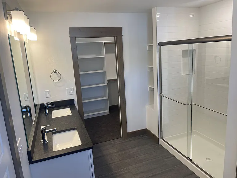 52 Black Label Way — Photo 10