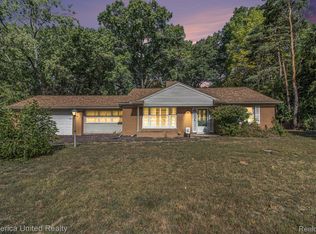 19368 Midway Rd N, Southfield, MI 48075