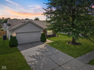 9925 Cedarstone Ln, Avon, IN 46123
