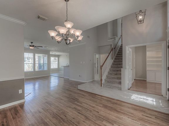 5th image of 6403 Old Oaks Blvd