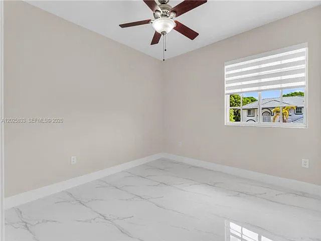 15834 SW 101st St — Photo 7