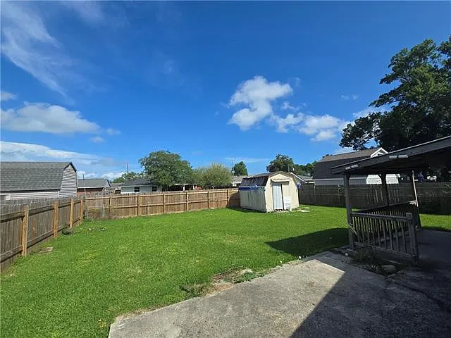 313 Barton Ave — Photo 4
