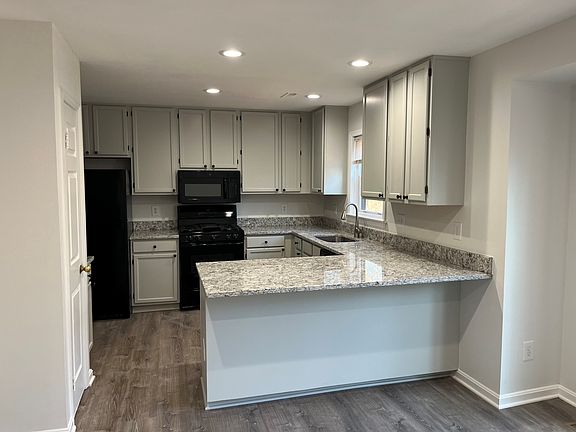 5th image of 14329 Winding Woods Ct