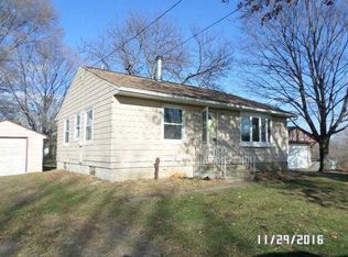 4231 George Dr, Waterloo, IA 50703