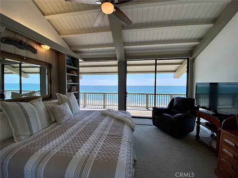 35721 Beach Rd — Photo 17