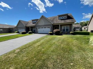 17 Golden Oaks Way, Rochester, NY 14624