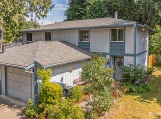 10116 5th Pl SE, Lake Stevens, WA