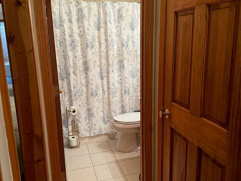 210 Janet Ave — Photo 7