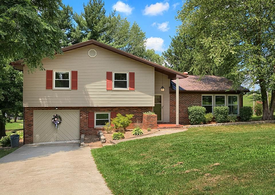 1st image of 180 Peartree Ln