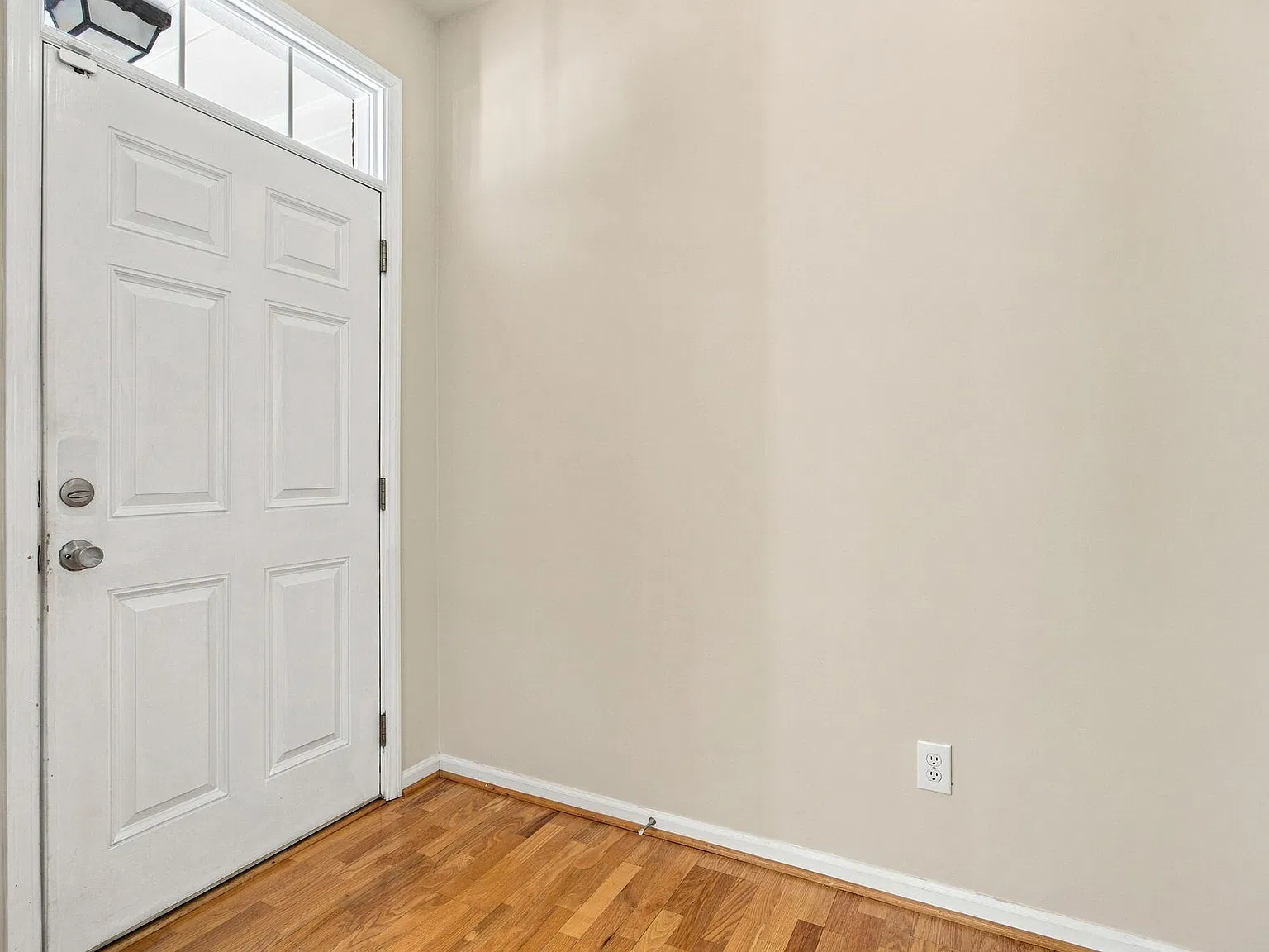 3 bed, 2.5 bath, $2,350 — Photo 4