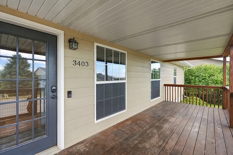 4 bed, 2.0 bath, 1711 sqft, $2,500 — Photo 4