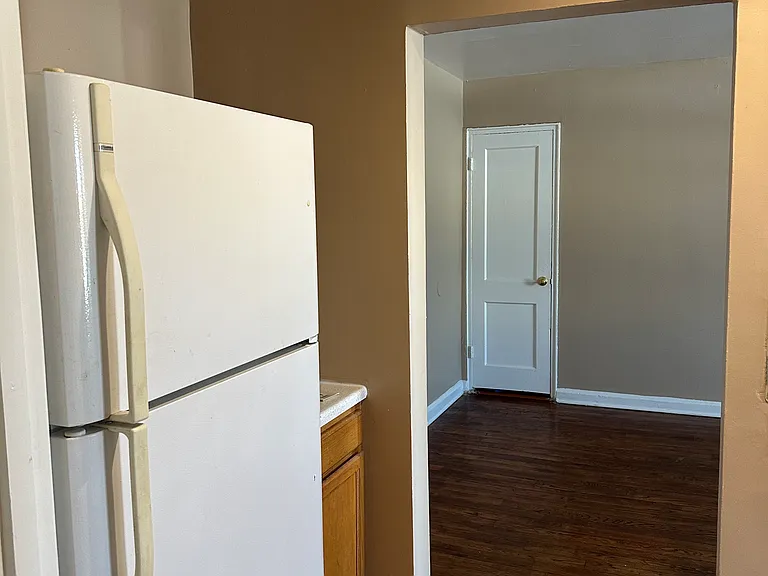 1449 Olive St NE #4 — Photo 8