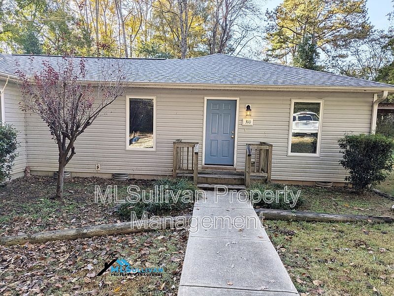 1st image of 310 Lakeshore Dr #310