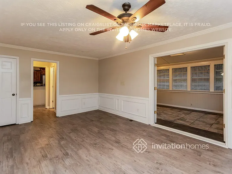 1591 Willow Blf — Photo 8