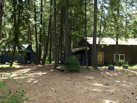 House (R) and Woodshed (L)