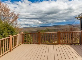 1086 Slick Rock Rd, Brevard, NC 28712