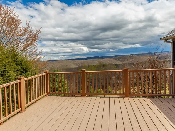 1086 Slick Rock Rd, Brevard, NC 28712