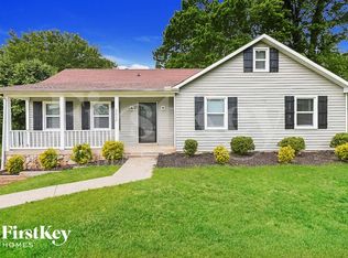 2072 Roxbury Ln, Clarksville, TN 37043