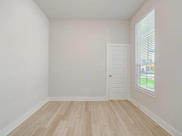 18230 Hibiscus Crescent Ln — Photo 18