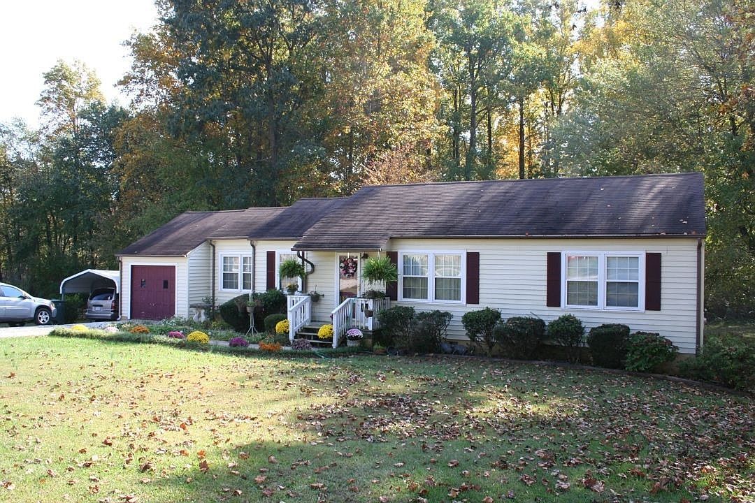 282 Lee Grant Ave, Appomattox, VA 24522 Zillow