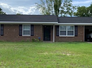 5972 Spinner Rd, Hope Mills, NC 28348