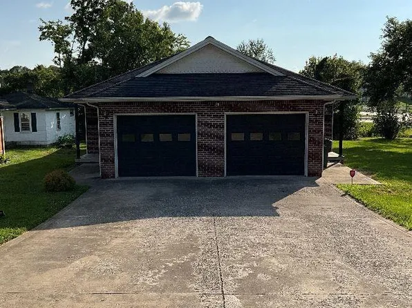 708 Hawkins Dr #A & B, Elizabethtown, KY 42701